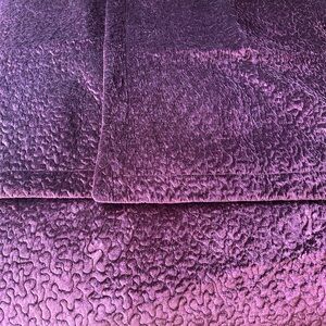 Luxurious Purple Bedding Set